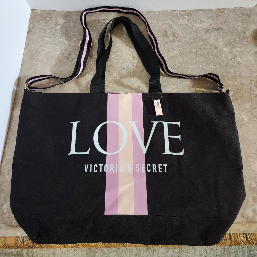 NWT Victorias Secret Love Bag
